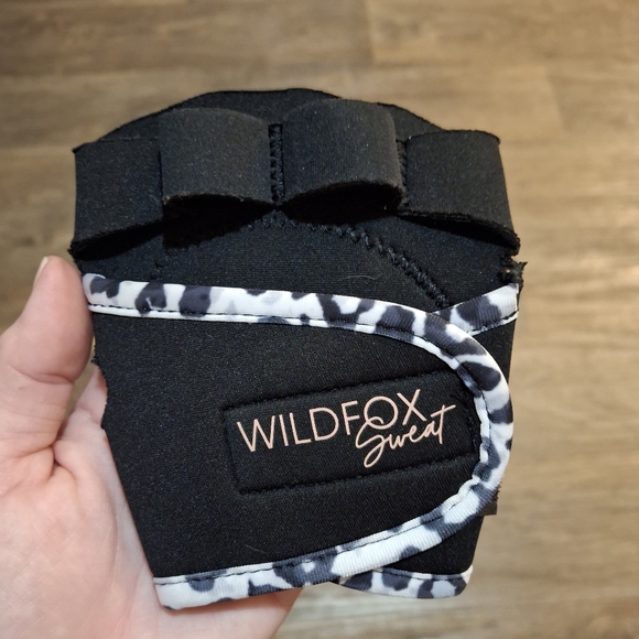 Wildfox Sweat Women's Workout Glove. Exercise Gym Fitness Weightlifting - Picture 3 of 15
